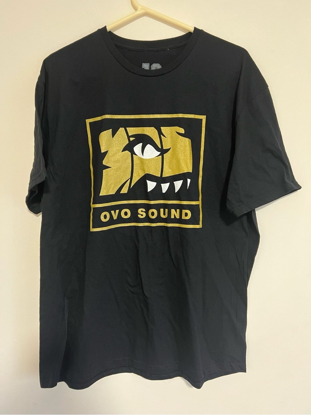 Toronto Raptors x OVO Sound Drake Stadium Giveaway Tee Size Large
